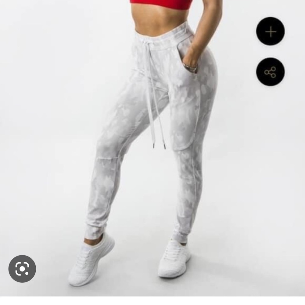 Buffbunny joggers white camo - Picture 3 of 3